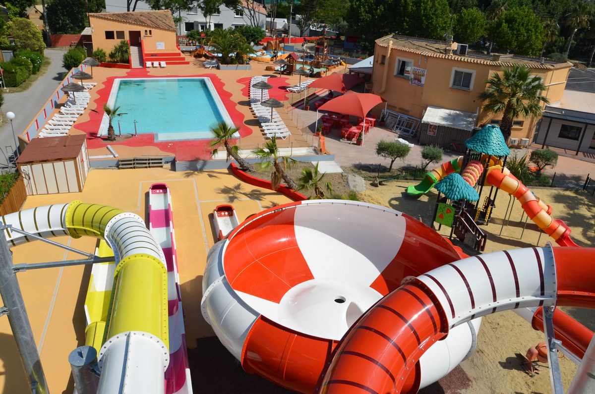Camping Palavas avec piscine et toboggan La fun pool
