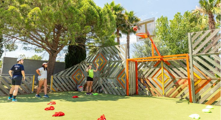 Terrain de sport du camping