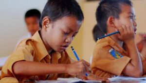 Jeunes élèves de l'association Anak à Bali